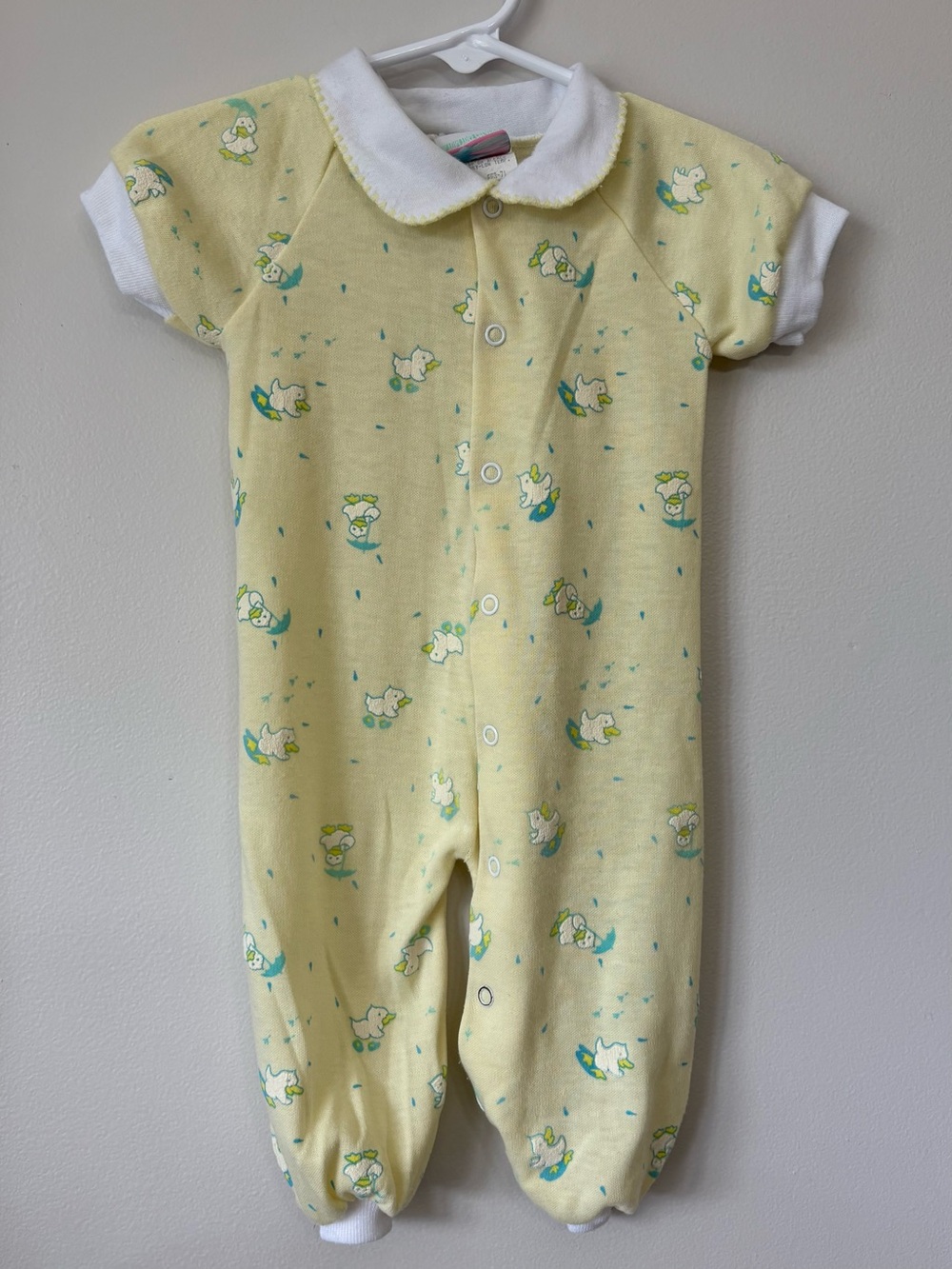 Vintage Yellow Duck Sleep N Play Romper Hang In There Tom Togs M (12-18lbs)